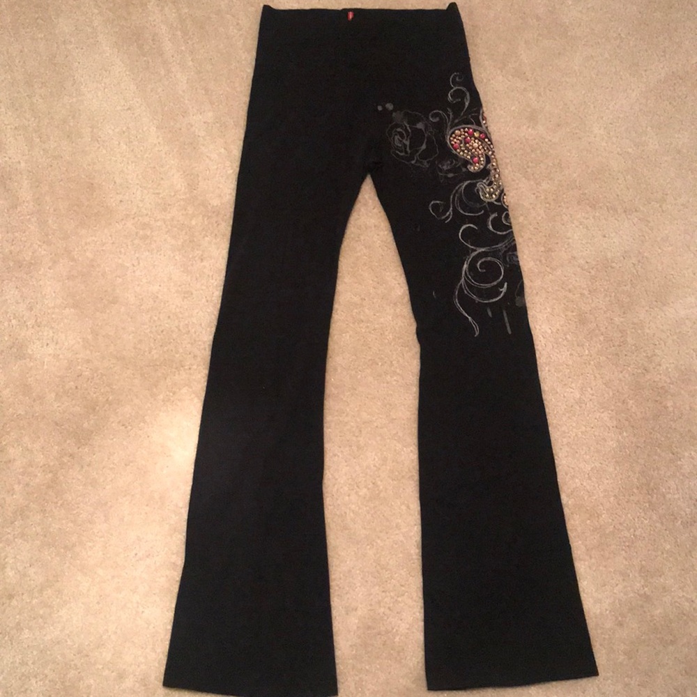 Y2k vintage leggings with crystal design 🤍